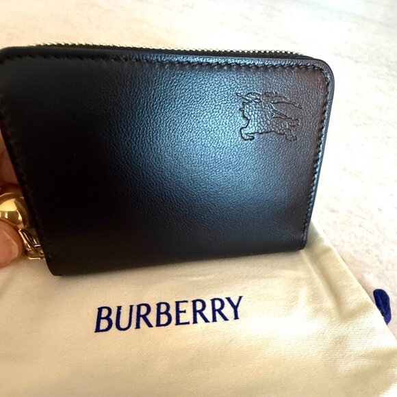 Burberry EKD Black Leather zip Wallet 8079212 - Picture 10 of 14